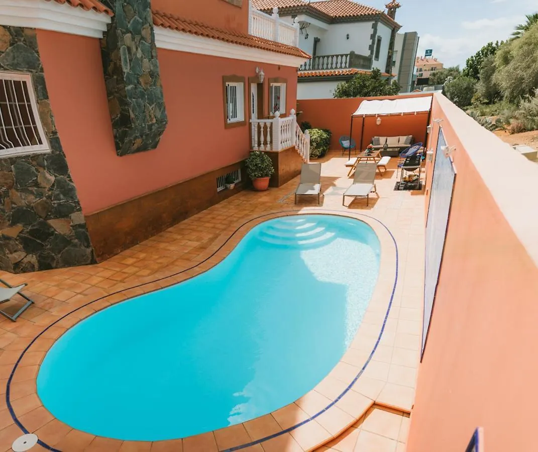 Villa Morada Sonneland con piscina privada climatizada Maspalomas